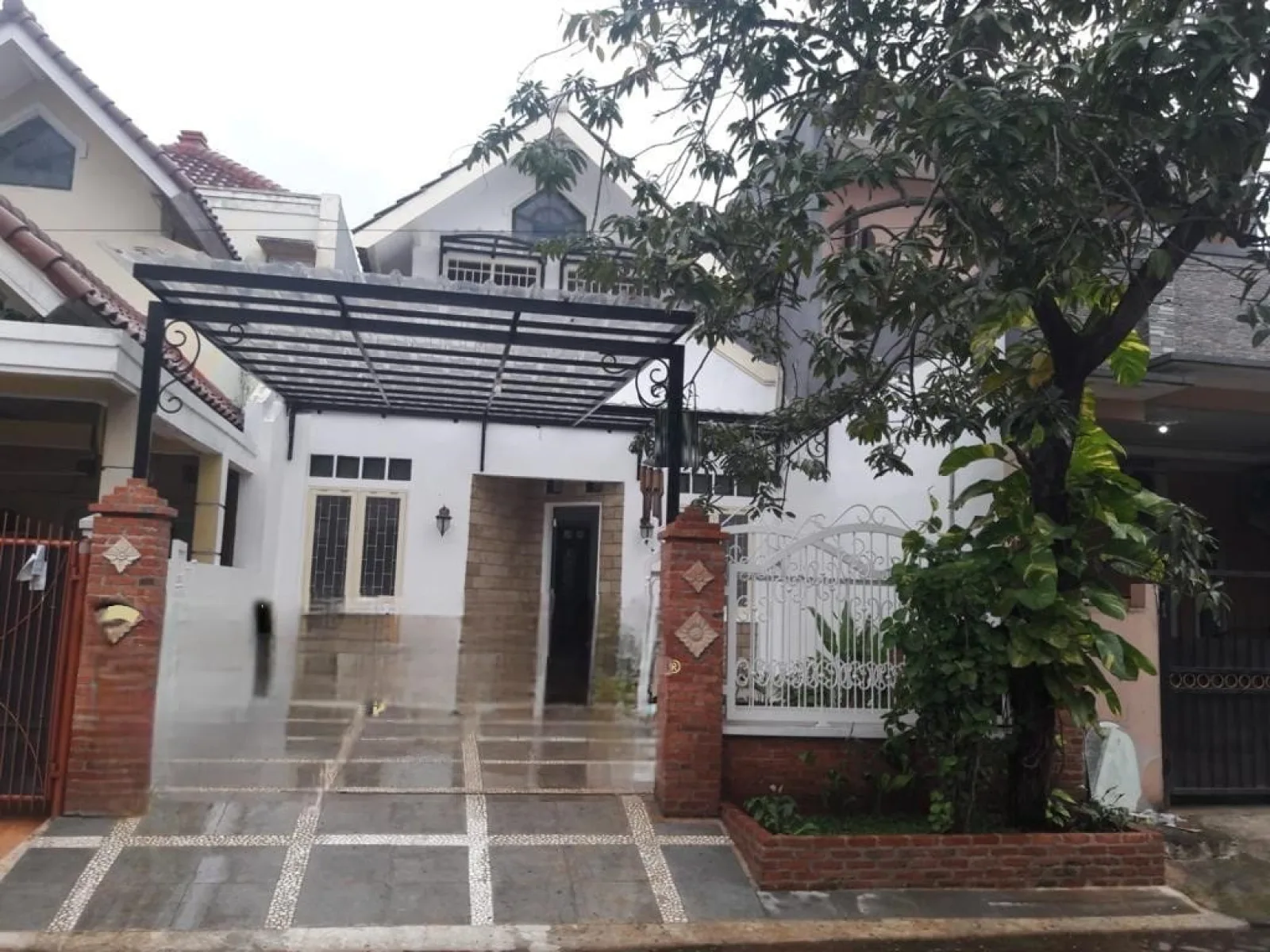 Rumah Disewakan di Villa Bintaro Regency, 1 Lantai Luas 5 Kamar SHM